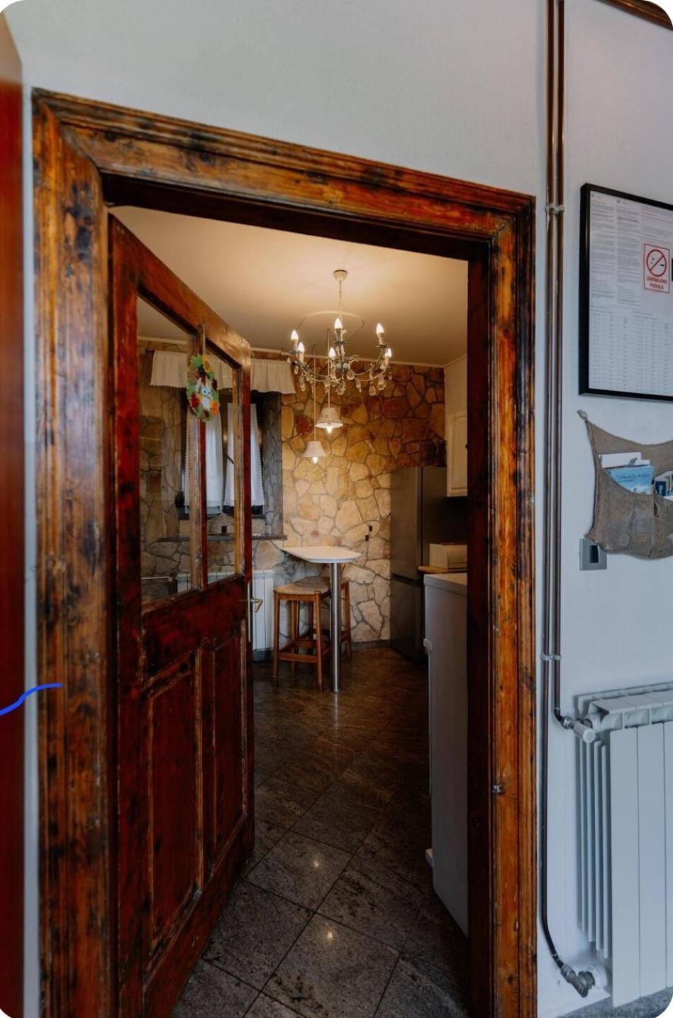 Luanas Rooms With Istrian Touch Buzet Ngoại thất bức ảnh